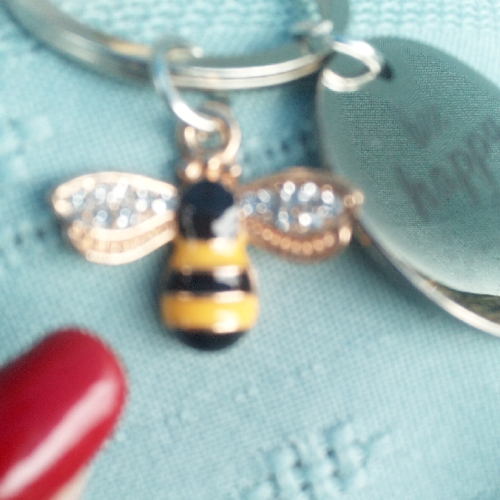 Yellow Bee Bracelet Faux Pearl Bracelet and Keychain Set - Picture 7 of 7